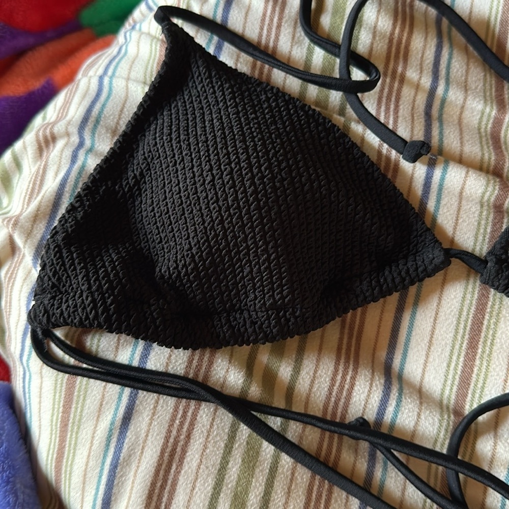 PINK Triangle Crinkle Bikini Top - Picture 14 of 15